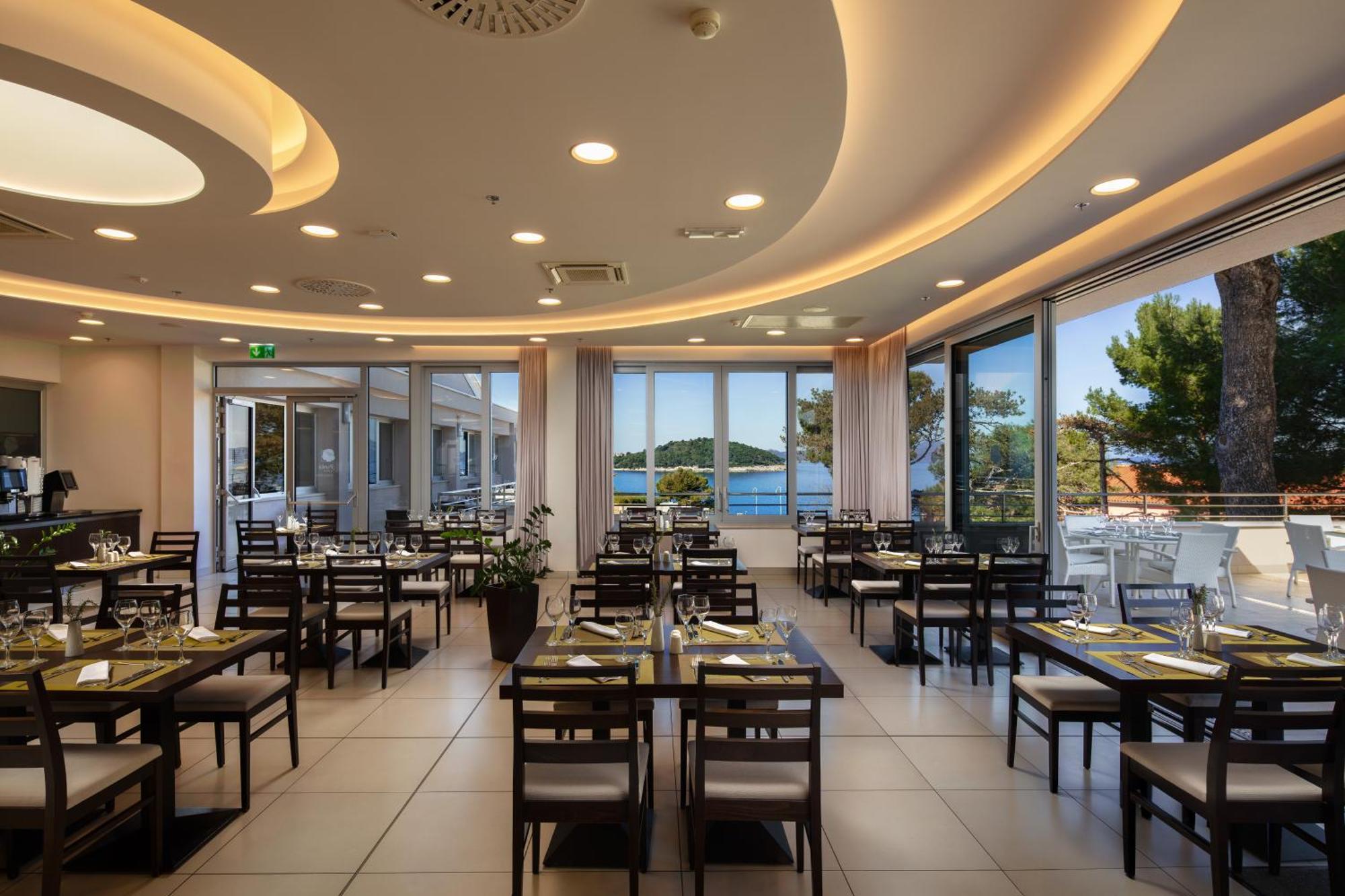 Vitality Hotel Punta Veli Lošinj Exteriör bild