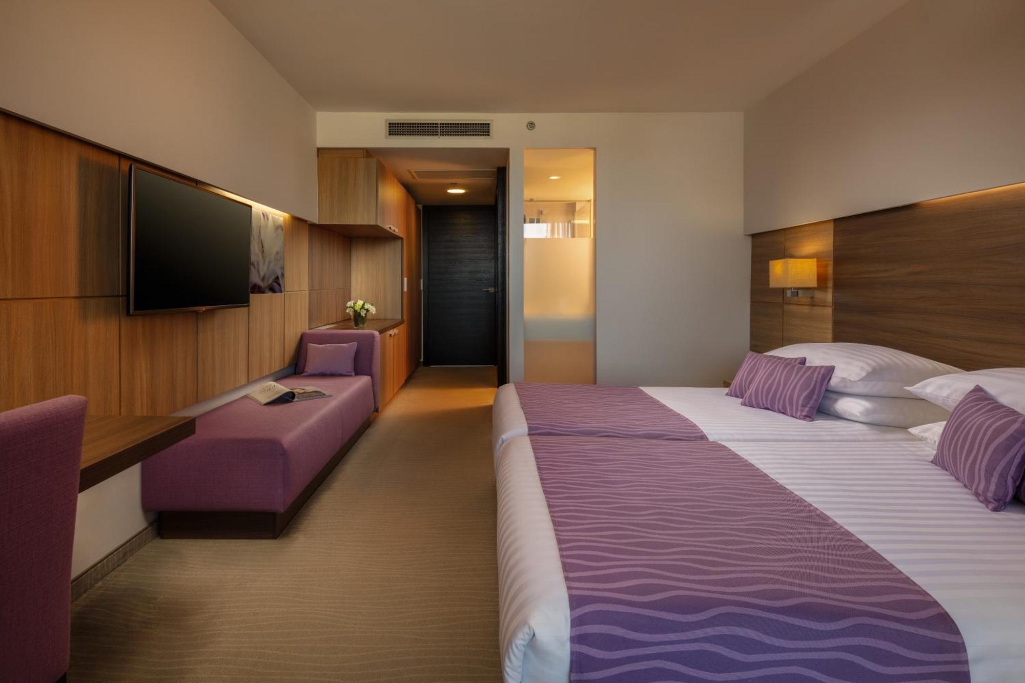 Vitality Hotel Punta Veli Lošinj Exteriör bild
